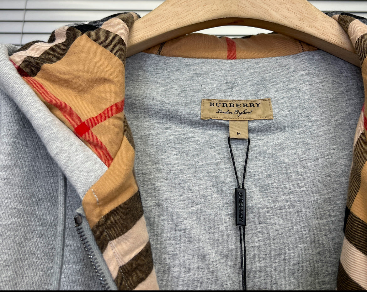Zip Burberry gris intérieur